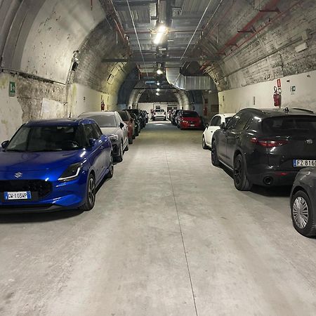 Deluxe Apartment Self Check In Parking Genova Eksteriør billede